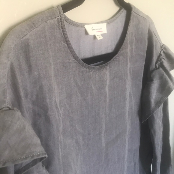 Vince Camuto Ruffle Blouse - Picture 7 of 8